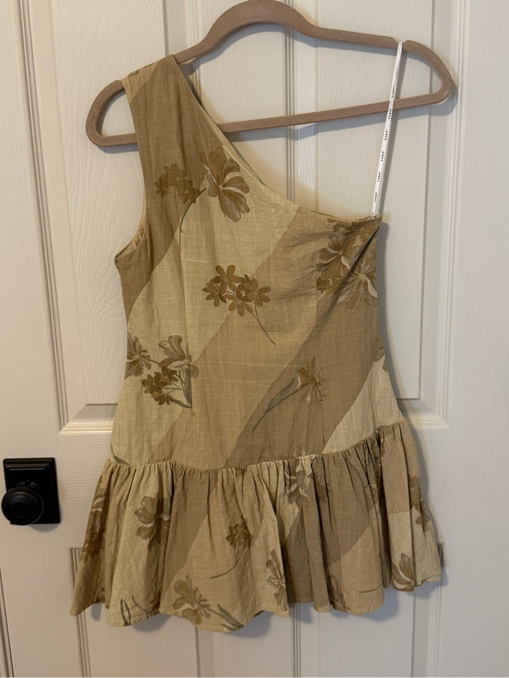 Sabo Skirt One-Shoulder Tan Floral Ruffle Dress